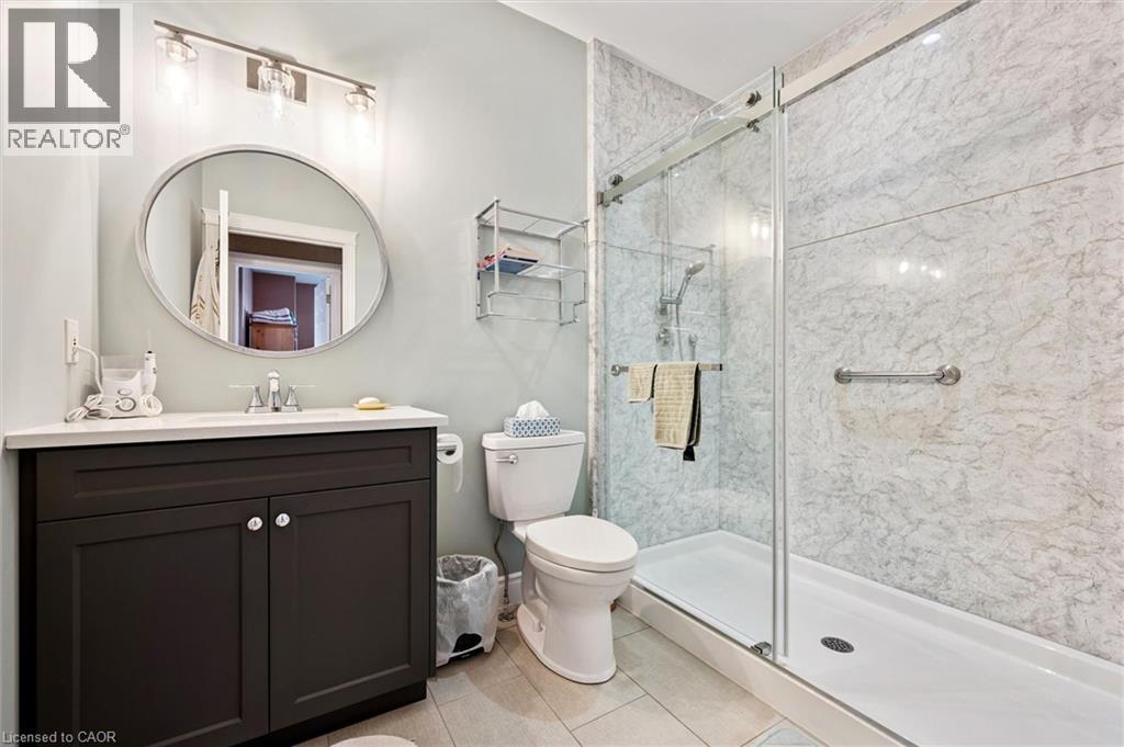 285 Deer Ridge Drive, Kitchener, ON - Indoor Photo Showing Bathroom
