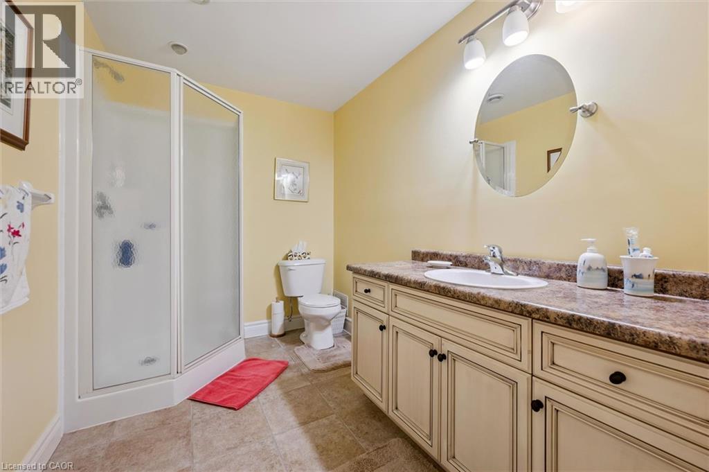 285 Deer Ridge Drive, Kitchener, ON - Indoor Photo Showing Bathroom