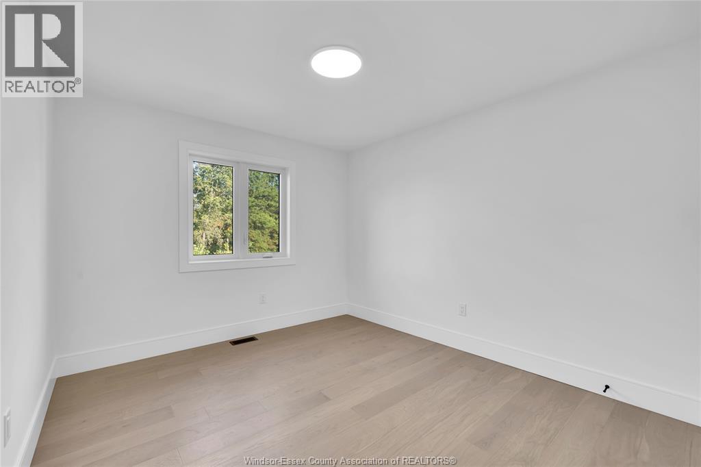 7355 Garnet, Mcgregor, ON - Indoor Photo Showing Other Room