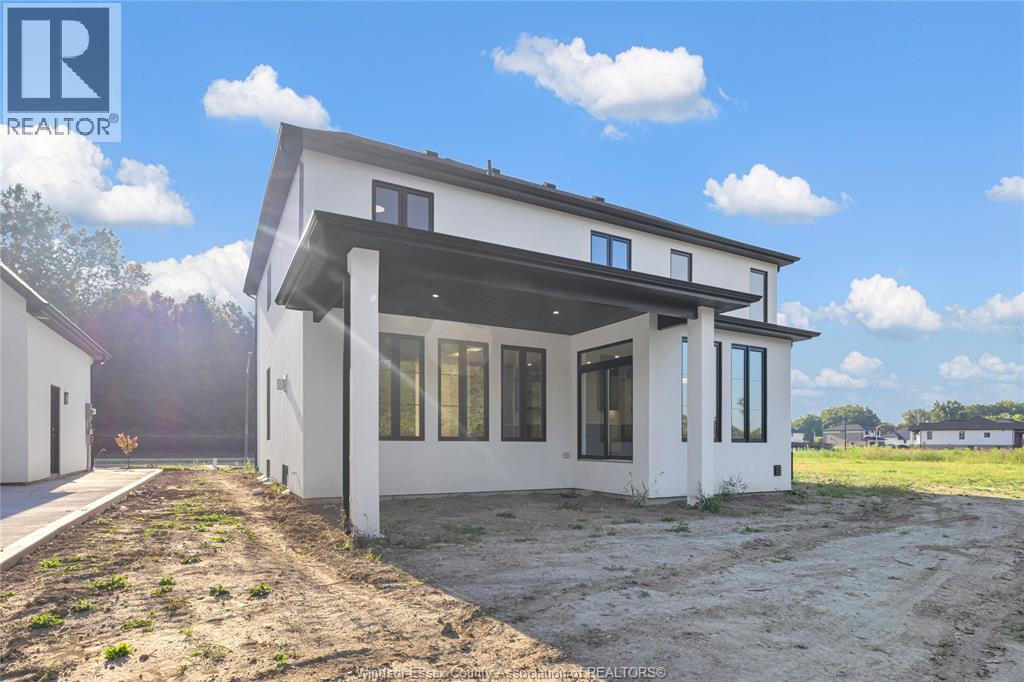 7355 Garnet, Mcgregor, ON - Outdoor