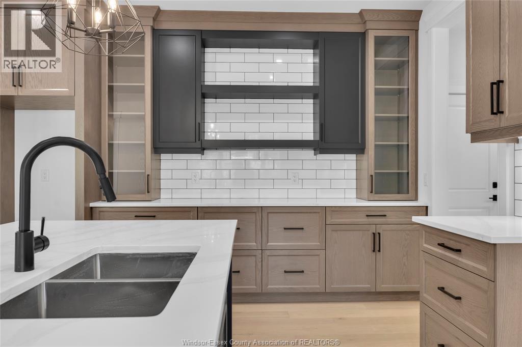 7355 Garnet, Mcgregor, ON - Indoor Photo Showing Kitchen With Double Sink