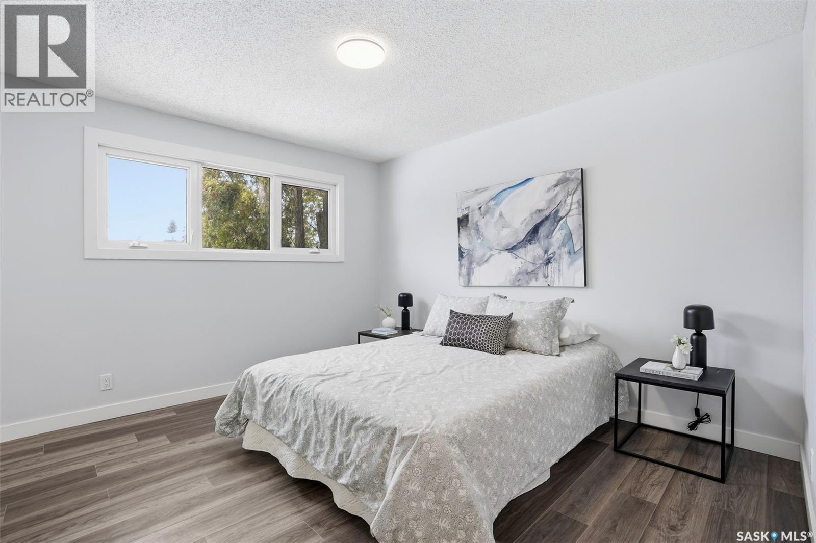 102 Dore Crescent, Saskatoon, SK - Indoor Photo Showing Bedroom