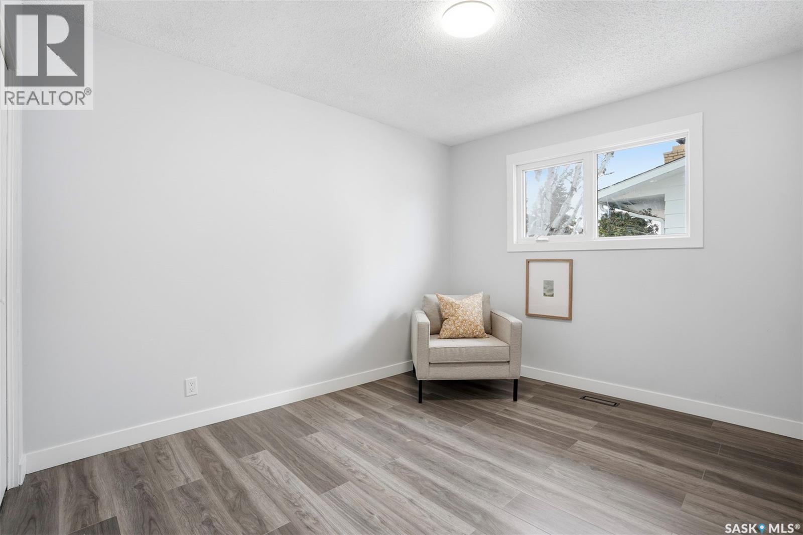 102 Dore Crescent, Saskatoon, SK - Indoor Photo Showing Other Room
