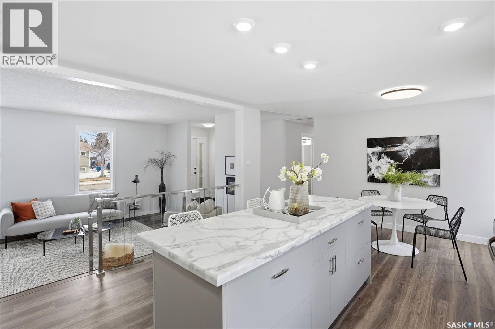 102 Dore Crescent, Saskatoon, SK - Indoor