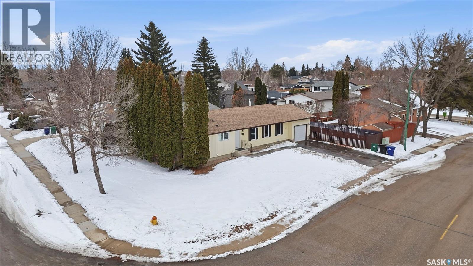 102 Dore Crescent, Saskatoon, SK - Outdoor