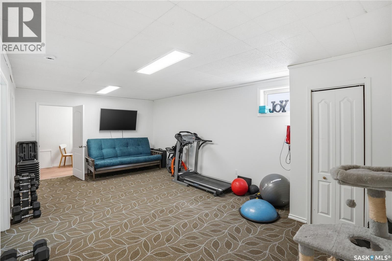 1643 General Crescent, Moose Jaw, SK - Indoor Photo Showing Gym Room