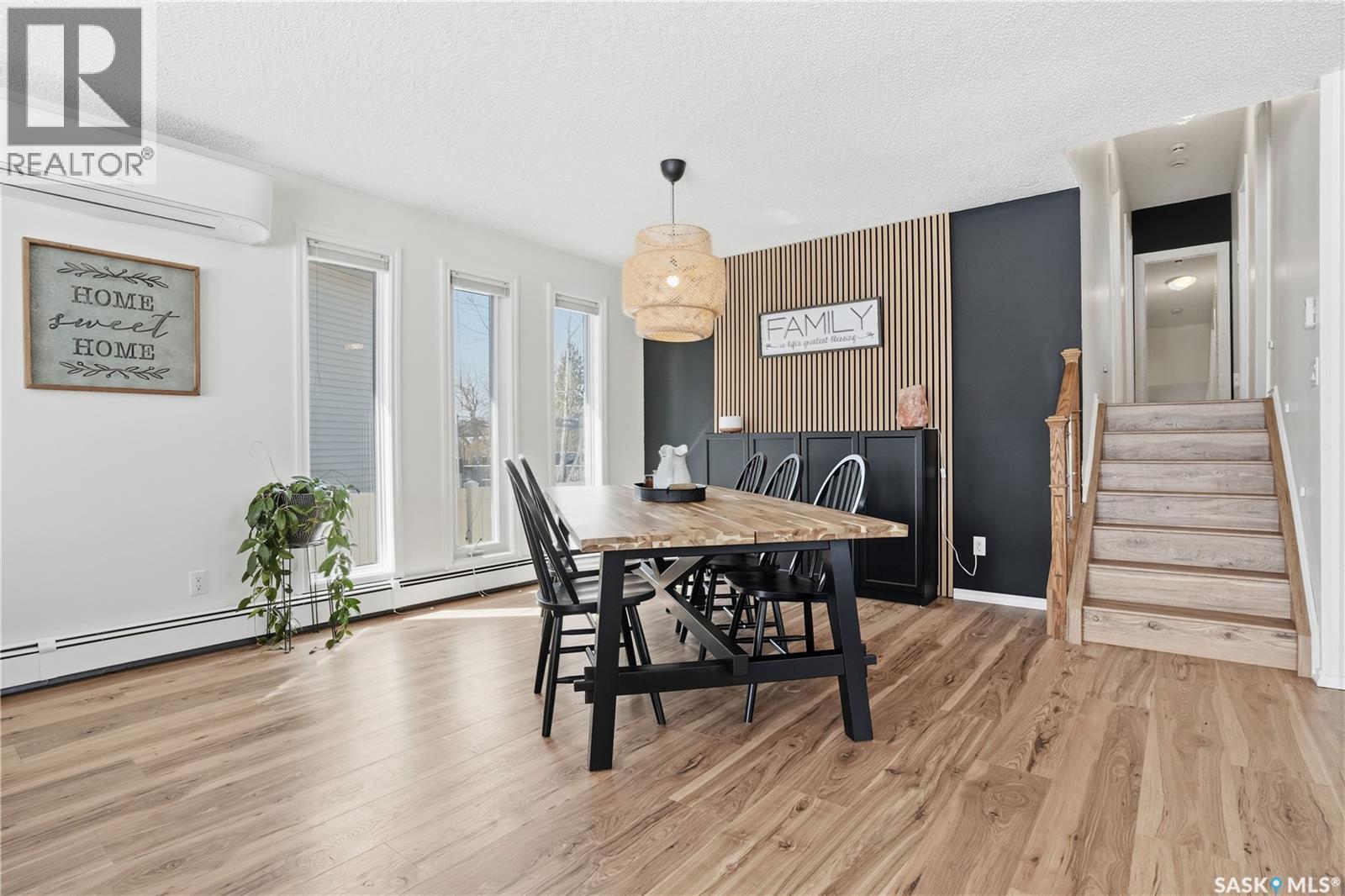 1643 General Crescent, Moose Jaw, SK - Indoor Photo Showing Dining Room