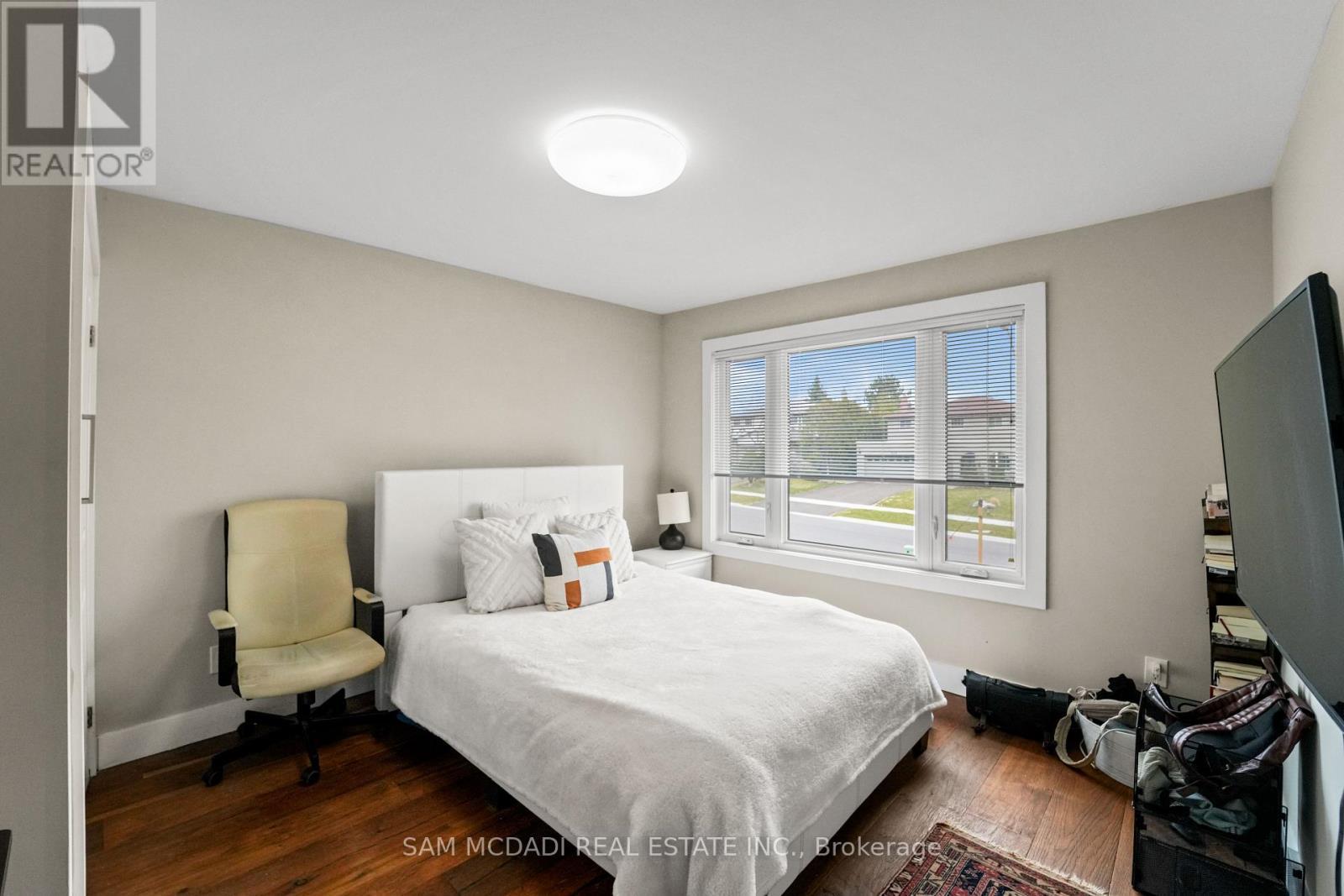 1434 Petrie Way, Mississauga, ON - Indoor Photo Showing Bedroom