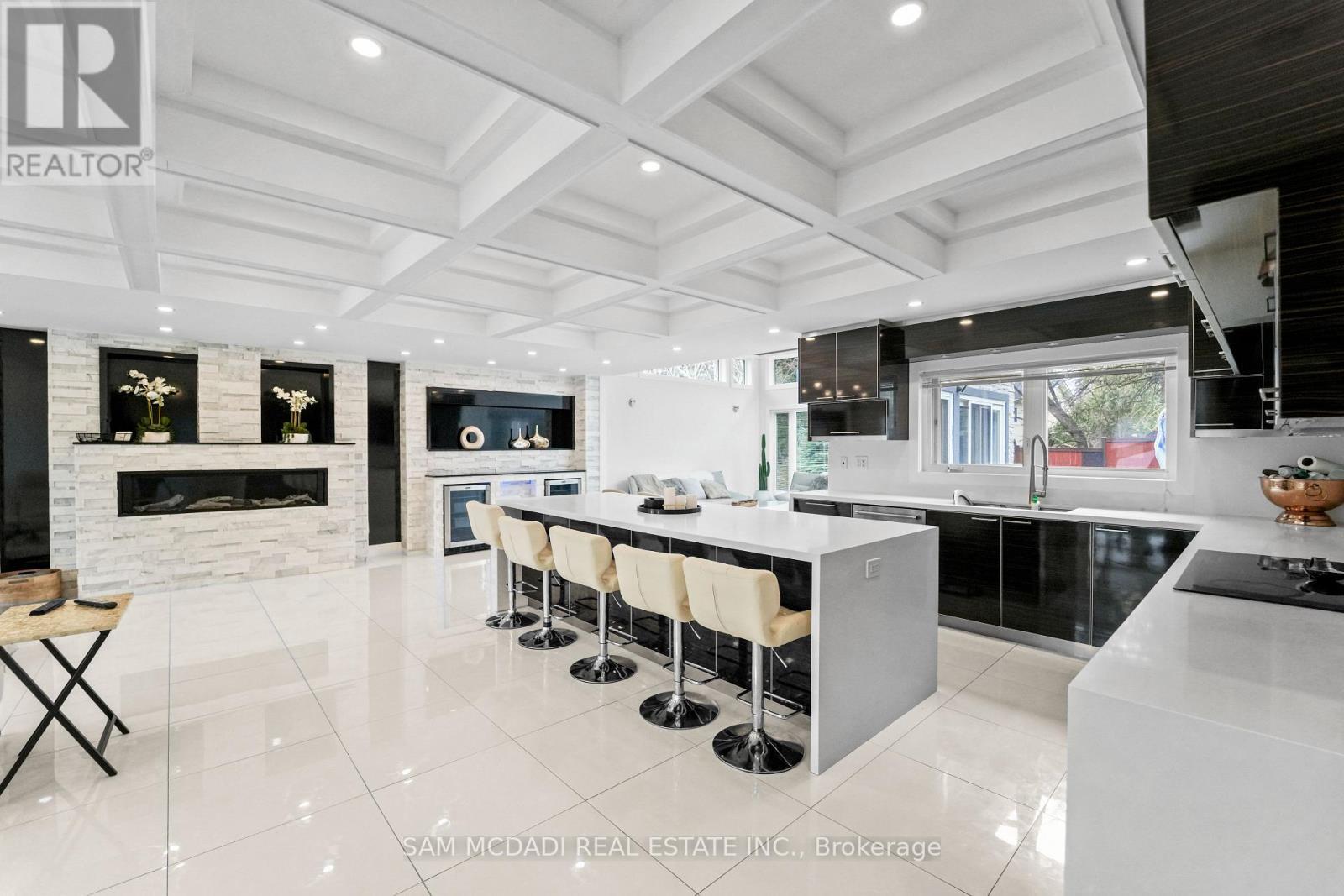 1434 Petrie Way, Mississauga, ON - Indoor Photo Showing Other Room