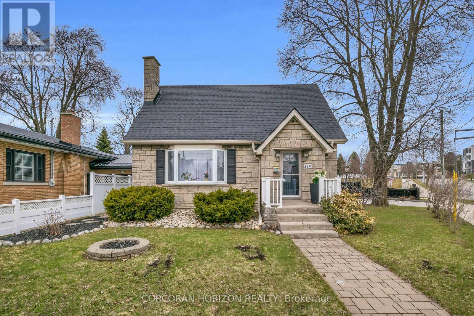296 Weber Street E, Kitchener, ON - Outdoor