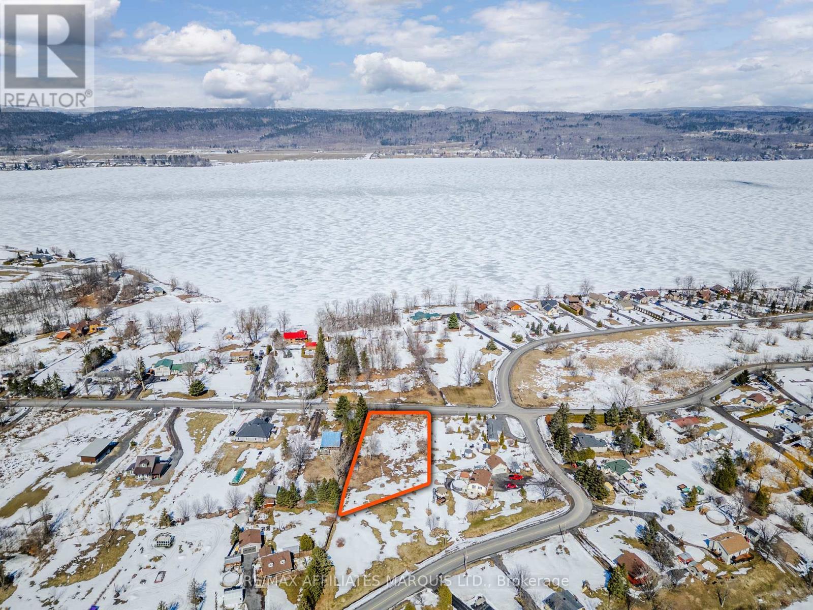 2903 Chartrand Street, Champlain, ON