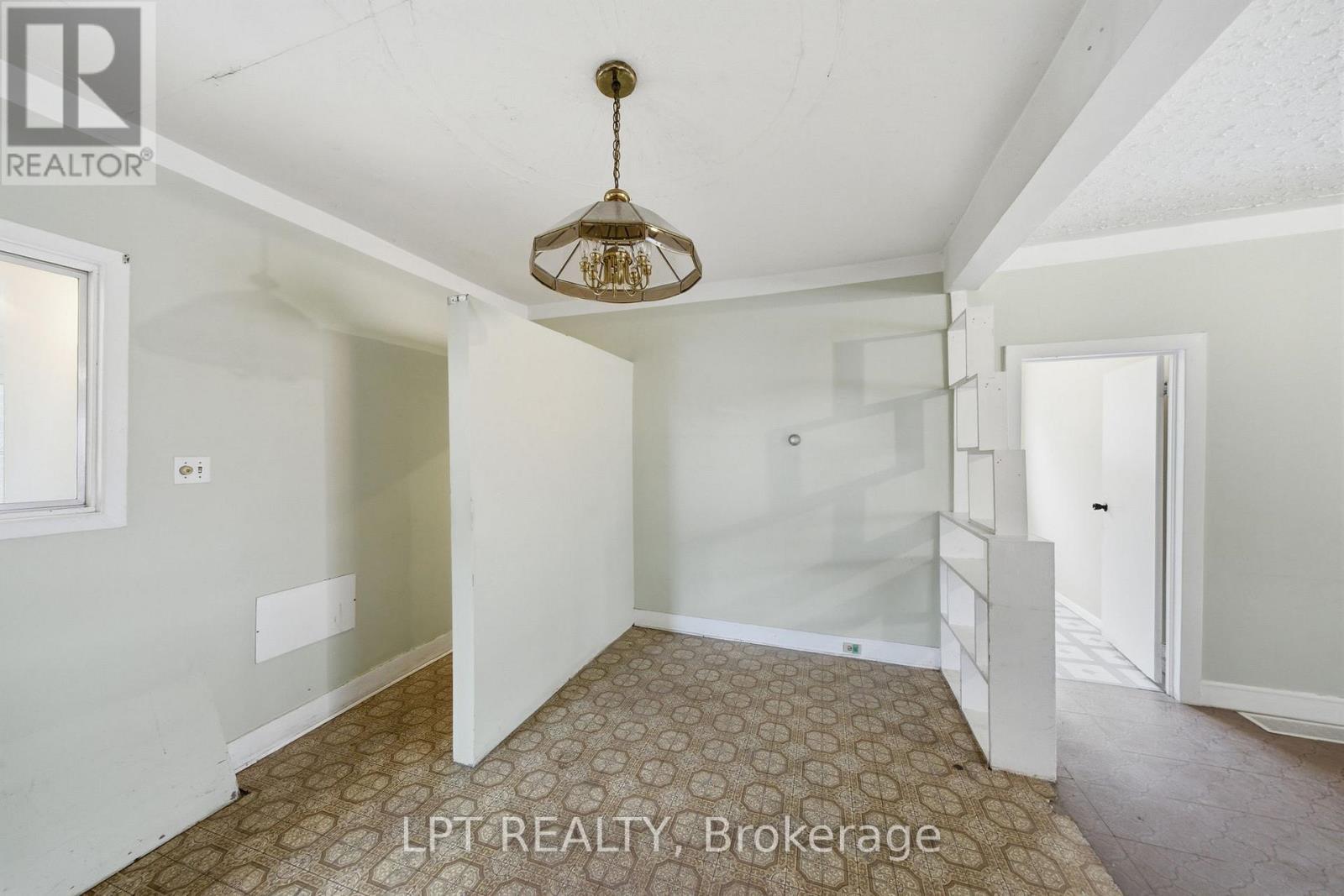 2838 Haughton Avenue, Ottawa, ON - Indoor Photo Showing Other Room