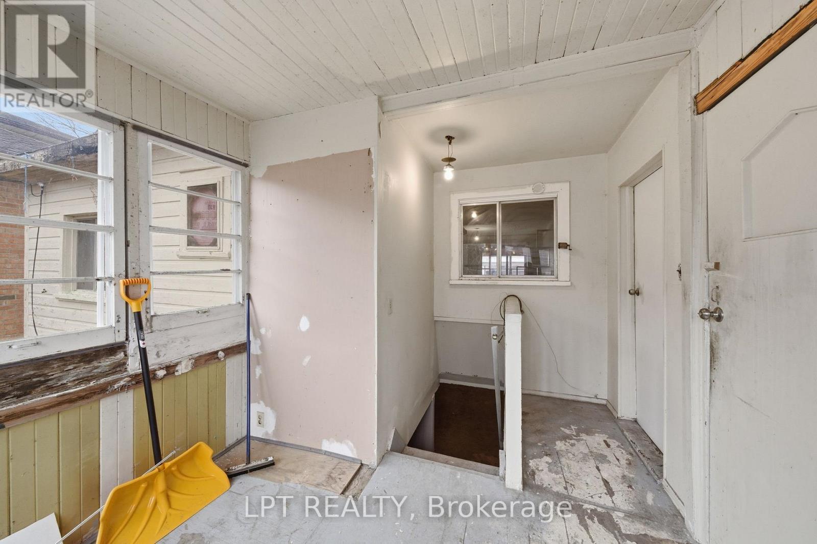 2838 Haughton Avenue, Ottawa, ON - Indoor Photo Showing Other Room