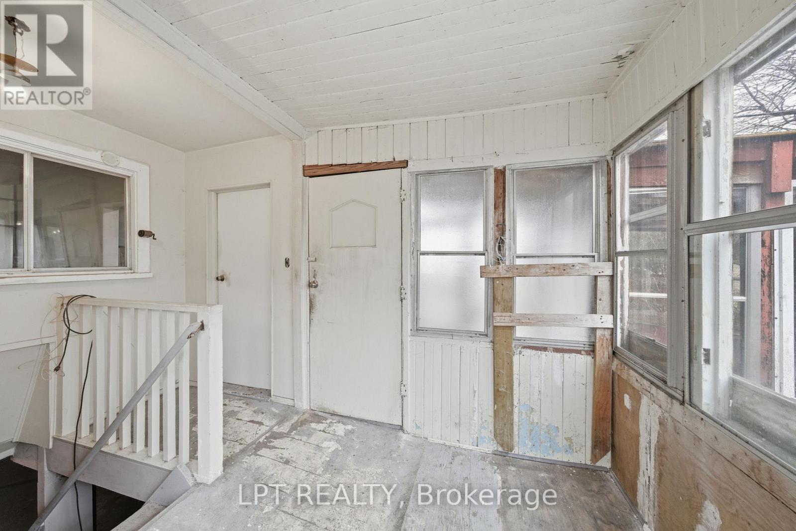 2838 Haughton Avenue, Ottawa, ON - Indoor Photo Showing Other Room