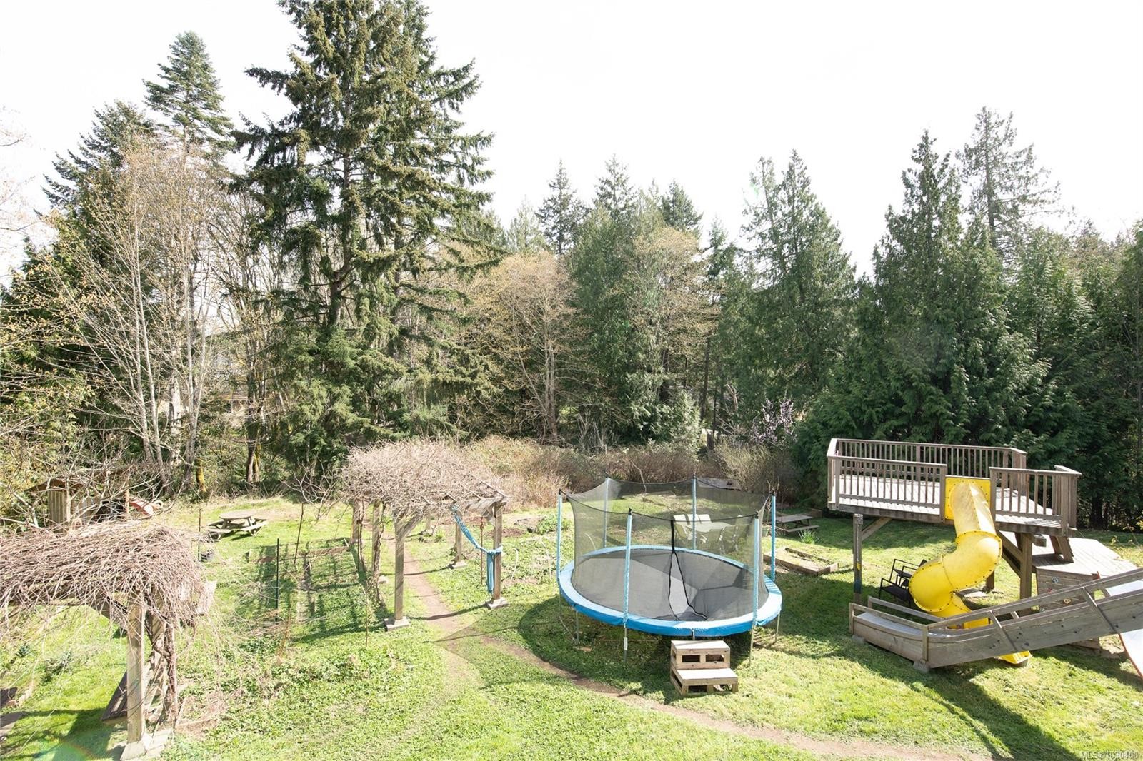 821 Fulford-Ganges Rd, Salt Spring, BC