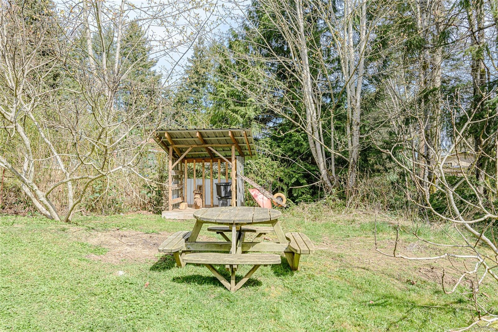 821 Fulford-Ganges Rd, Salt Spring, BC