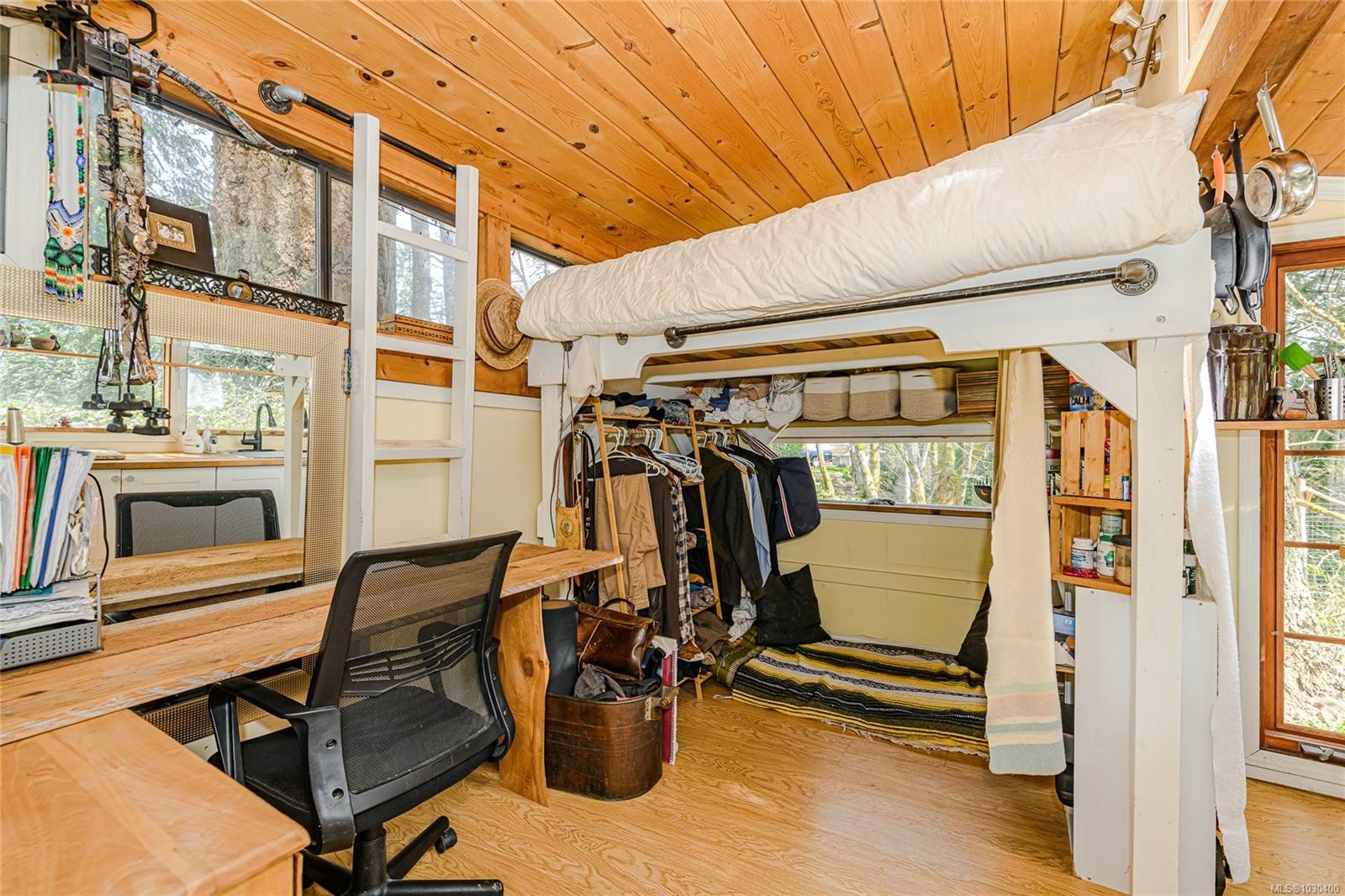 821 Fulford-Ganges Rd, Salt Spring, BC