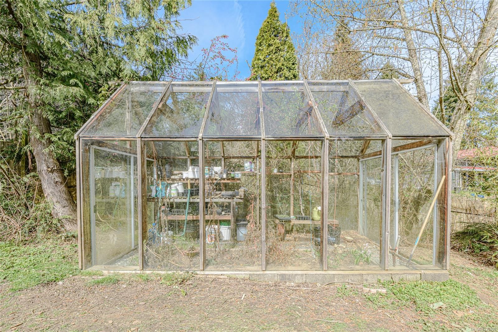 821 Fulford-Ganges Rd, Salt Spring, BC