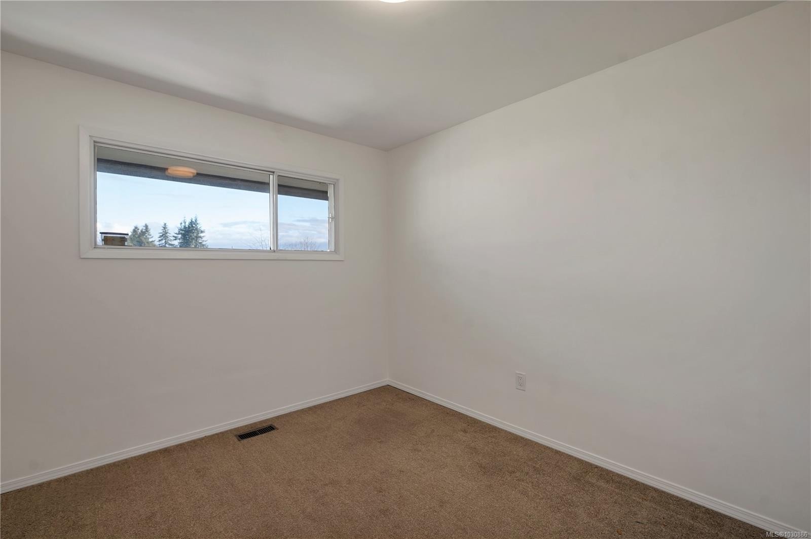 480 4Th Ave, Campbell River, BC