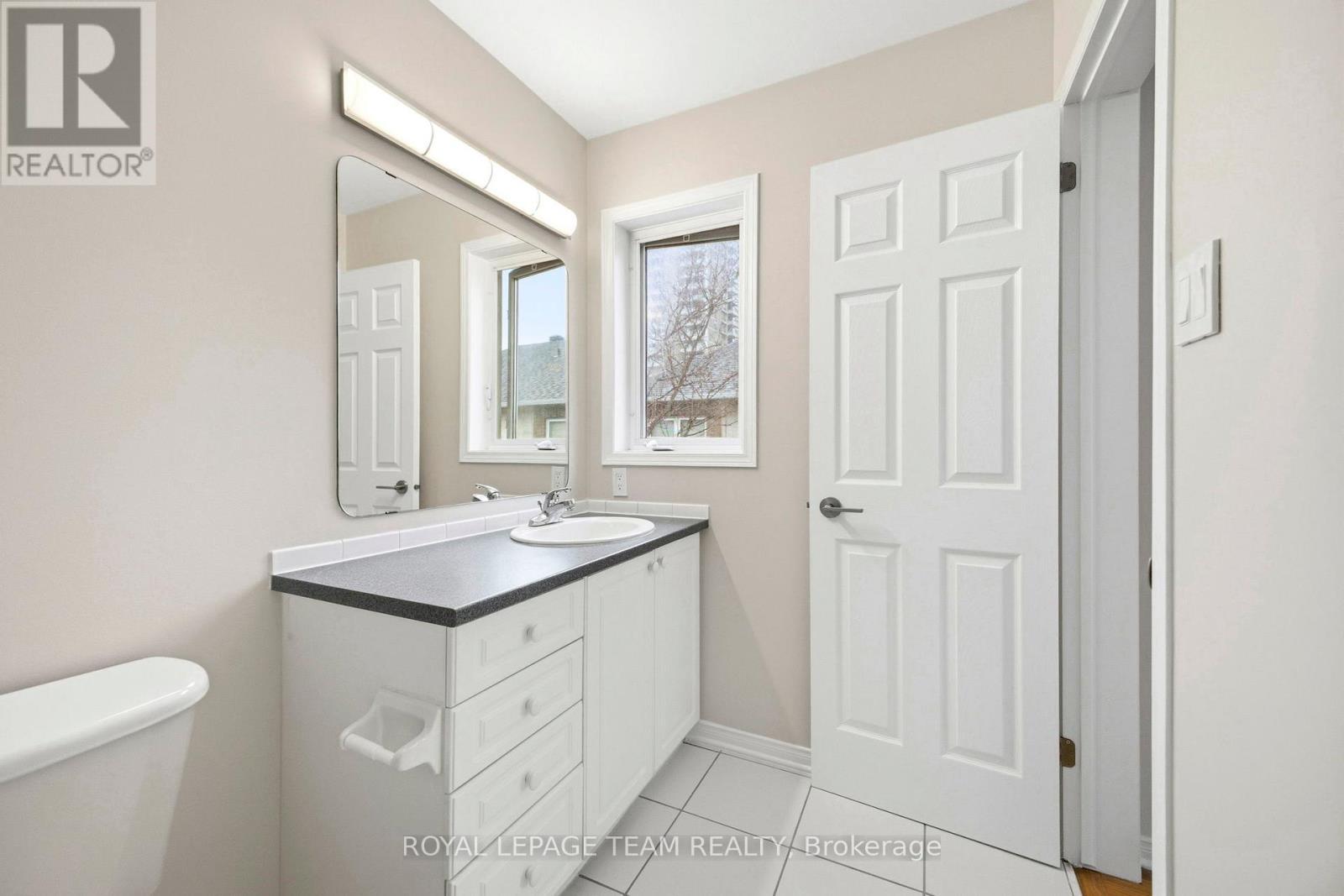 5 Island Creek Private, Ottawa, ON - Indoor Photo Showing Bathroom