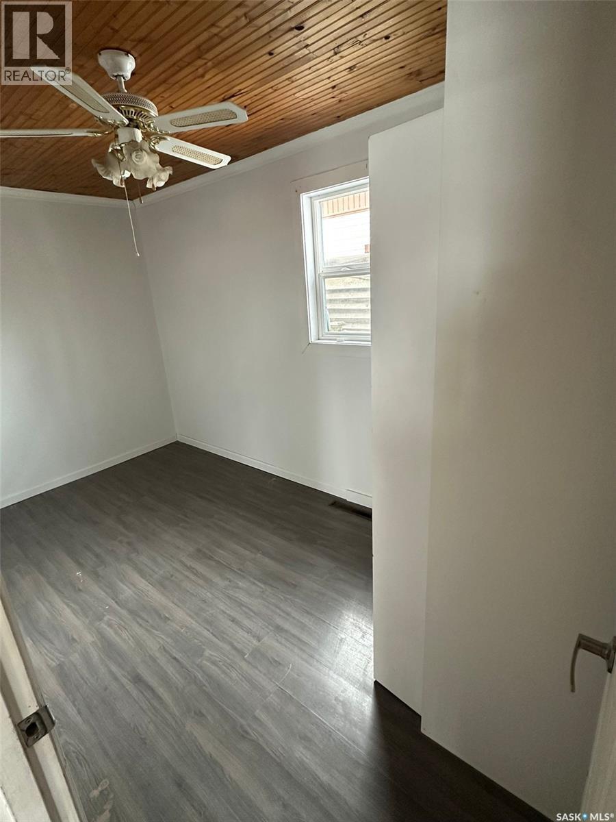 1209 K Avenue S, Saskatoon, SK - Indoor Photo Showing Other Room