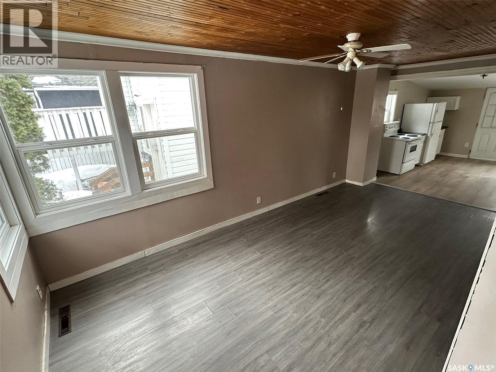 1209 K Avenue S, Saskatoon, SK - Indoor Photo Showing Other Room