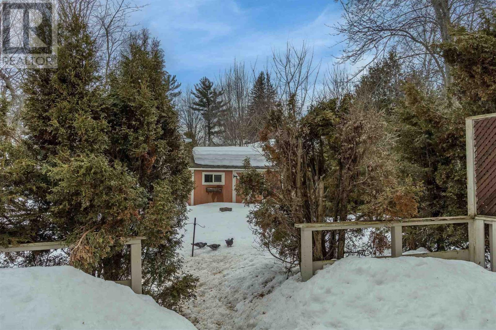 7 Golf Range Cres, Sault Ste. Marie, ON - Outdoor