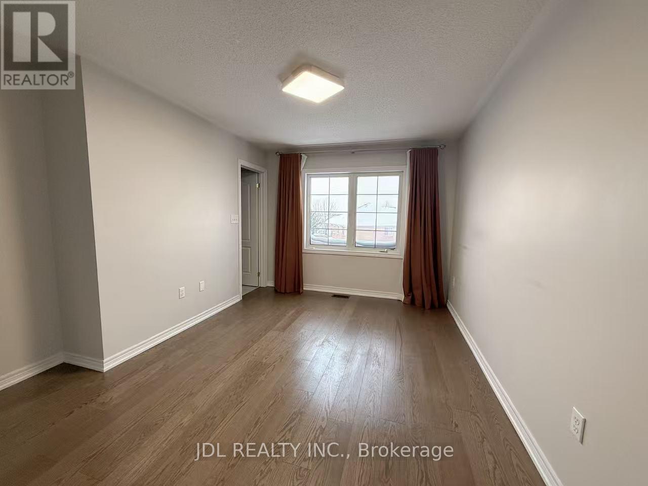 1374 Granrock Crescent, Mississauga, ON - Indoor Photo Showing Other Room