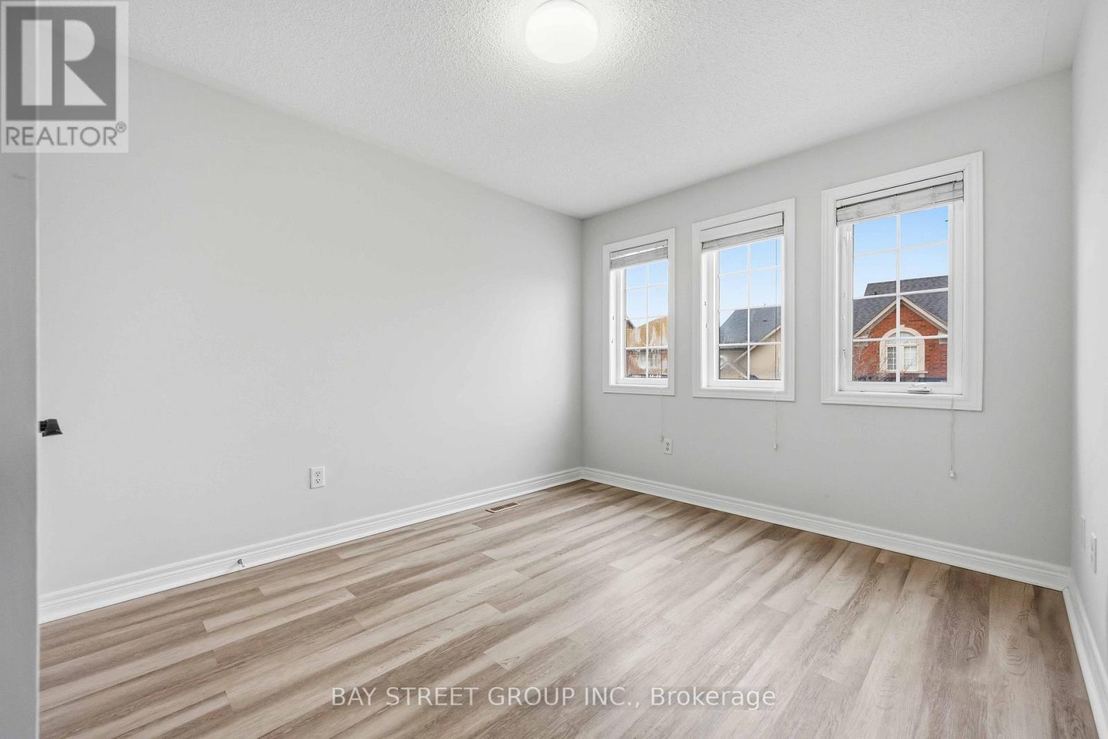 5 Tottenham Court, Markham, ON - Indoor Photo Showing Other Room