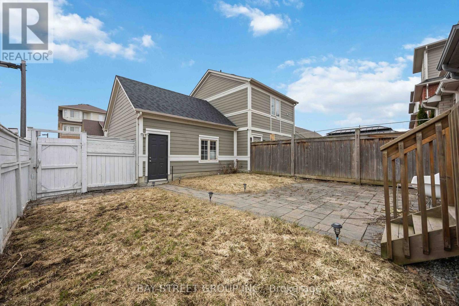 5 Tottenham Court, Markham, ON - Outdoor