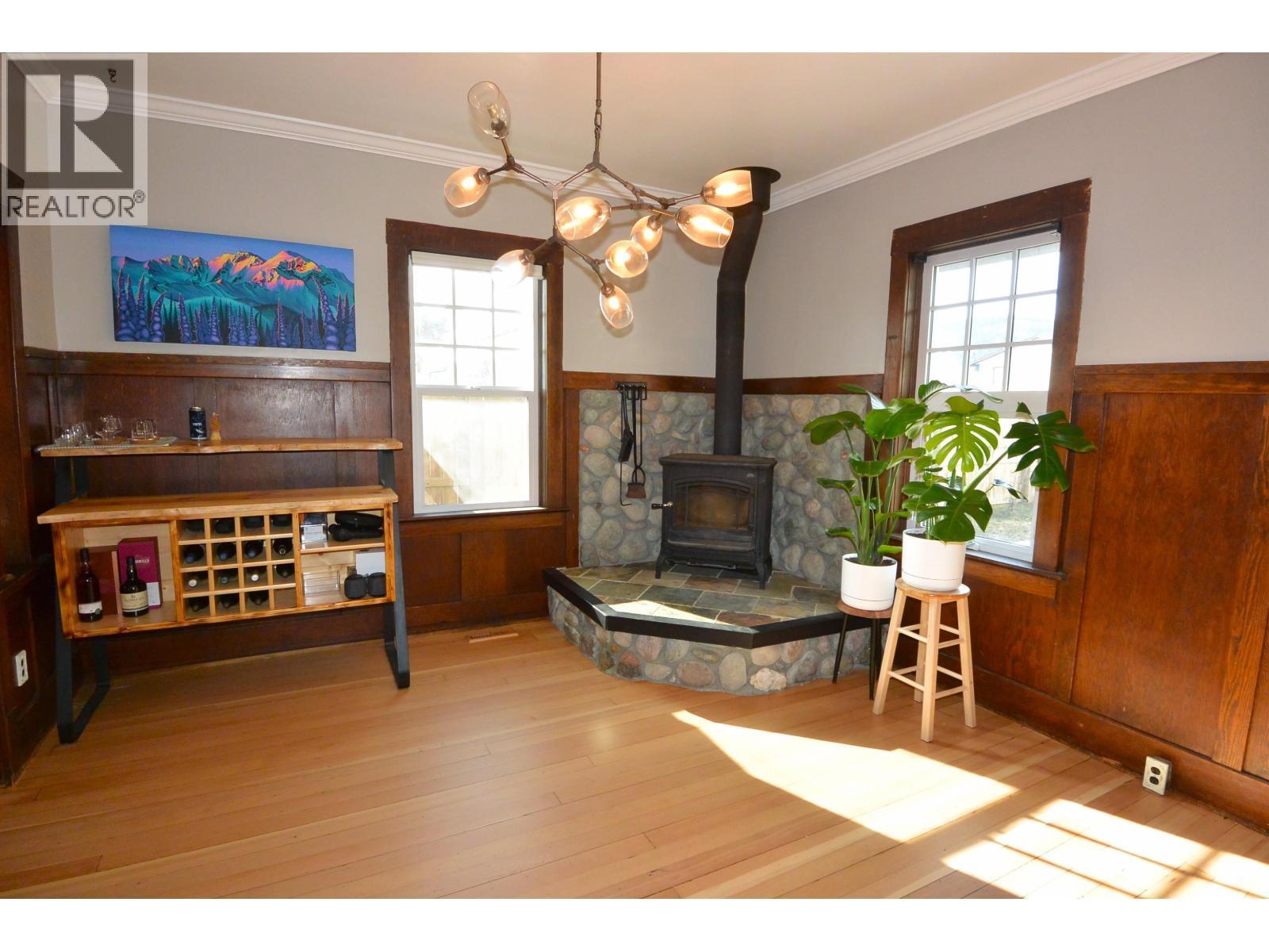 3875 Second Avenue, Smithers, BC - Indoor With Fireplace
