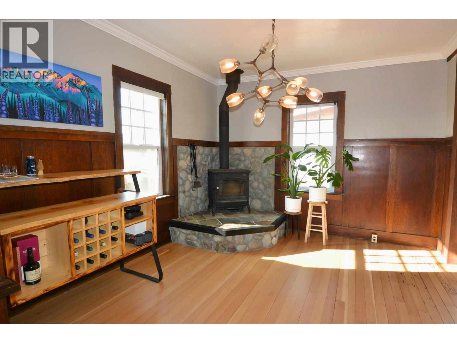 3875 Second Avenue, Smithers, BC - Indoor With Fireplace