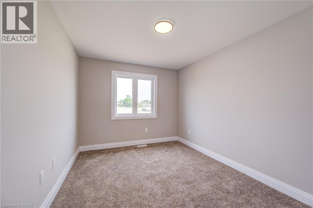 102 Thackeray Way, Harriston, ON - Indoor Photo Showing Other Room