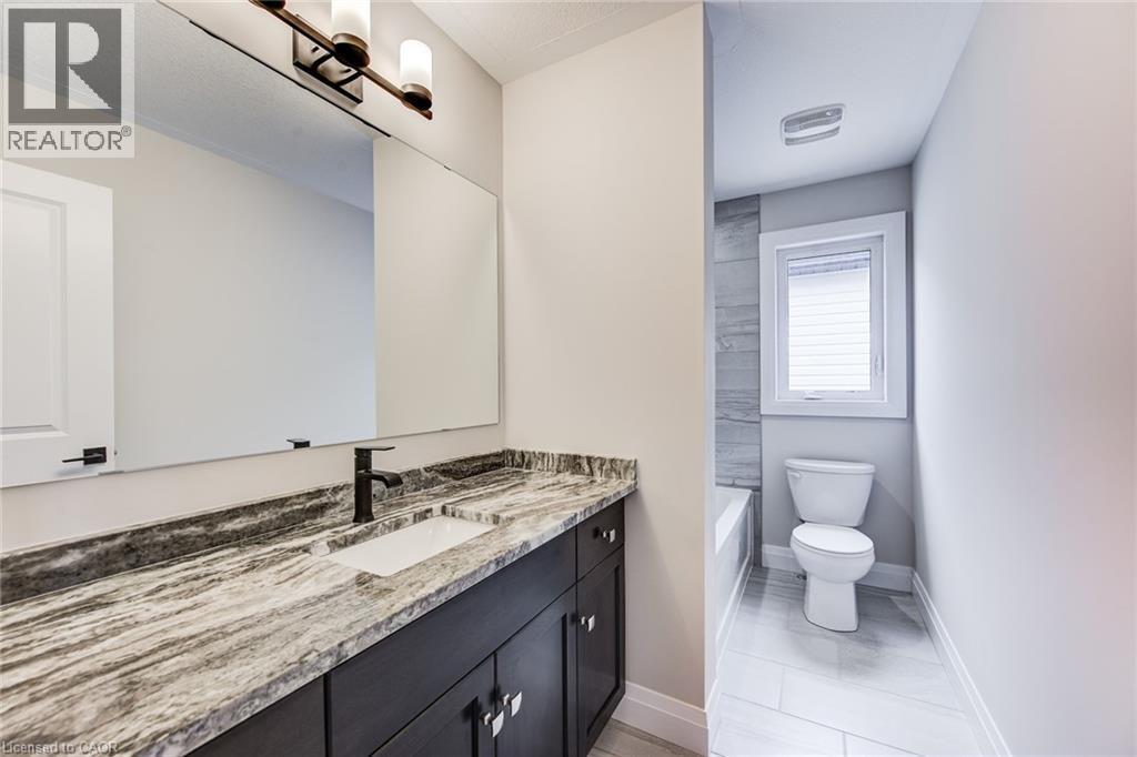 102 Thackeray Way, Harriston, ON - Indoor Photo Showing Bathroom
