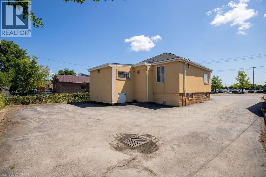 664 Upper James Street, Hamilton, ON