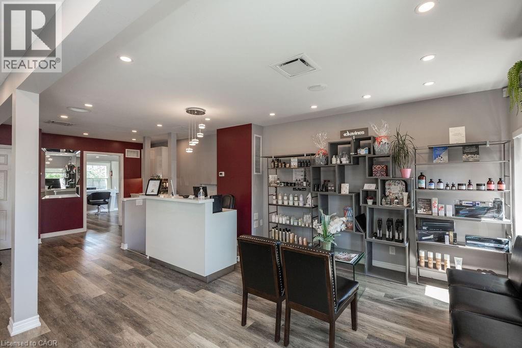 664 Upper James Street, Hamilton, ON