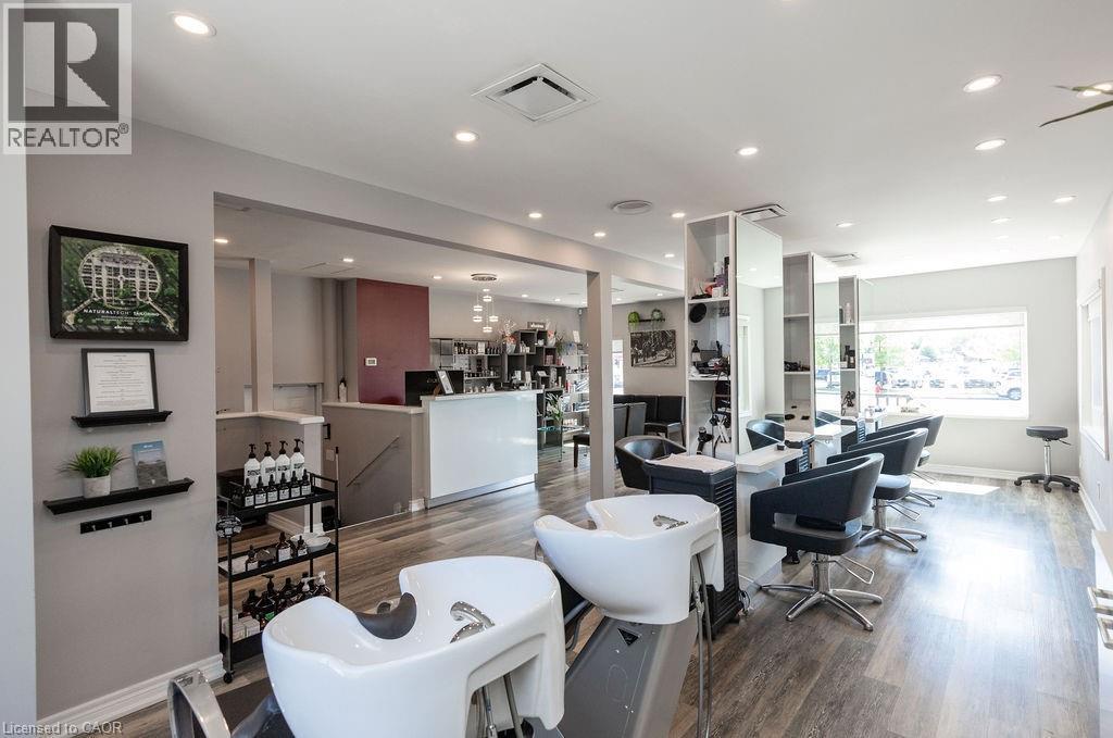 664 Upper James Street, Hamilton, ON