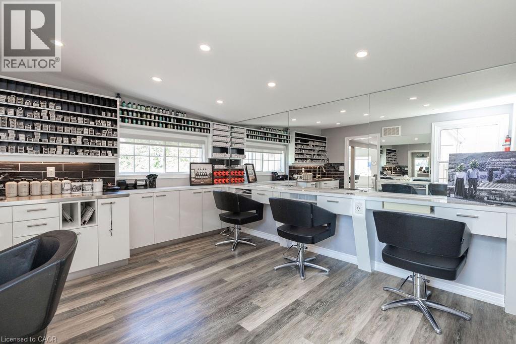 664 Upper James Street, Hamilton, ON