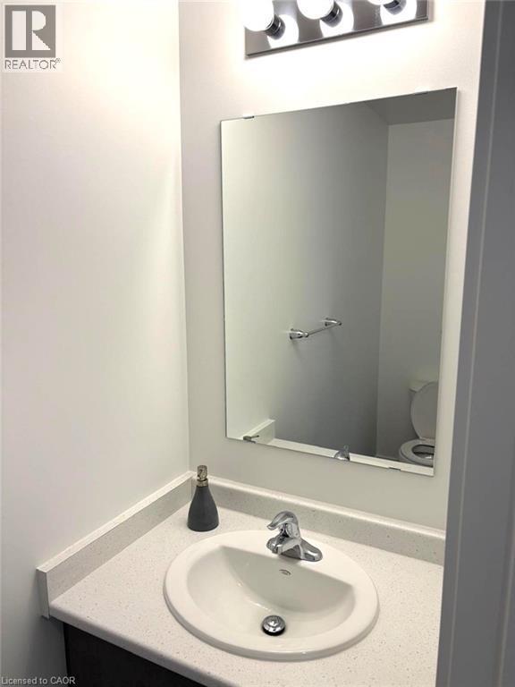 Half bathroom featuring vanity - 7 Pin Oak Common, Cambridge, ON - Indoor Photo Showing Bathroom