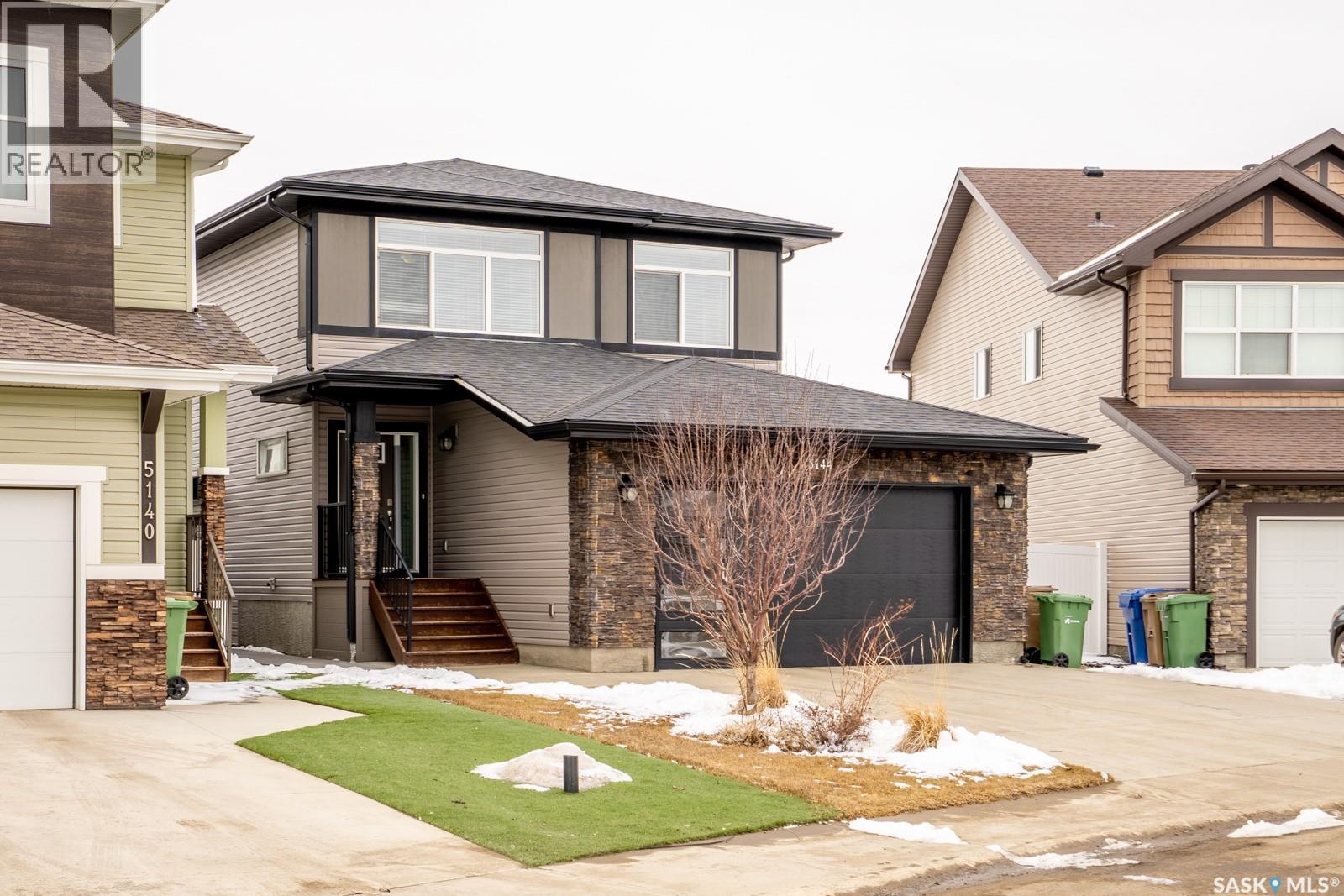 5144 Green Crescent E, Regina, SK - Outdoor With Facade