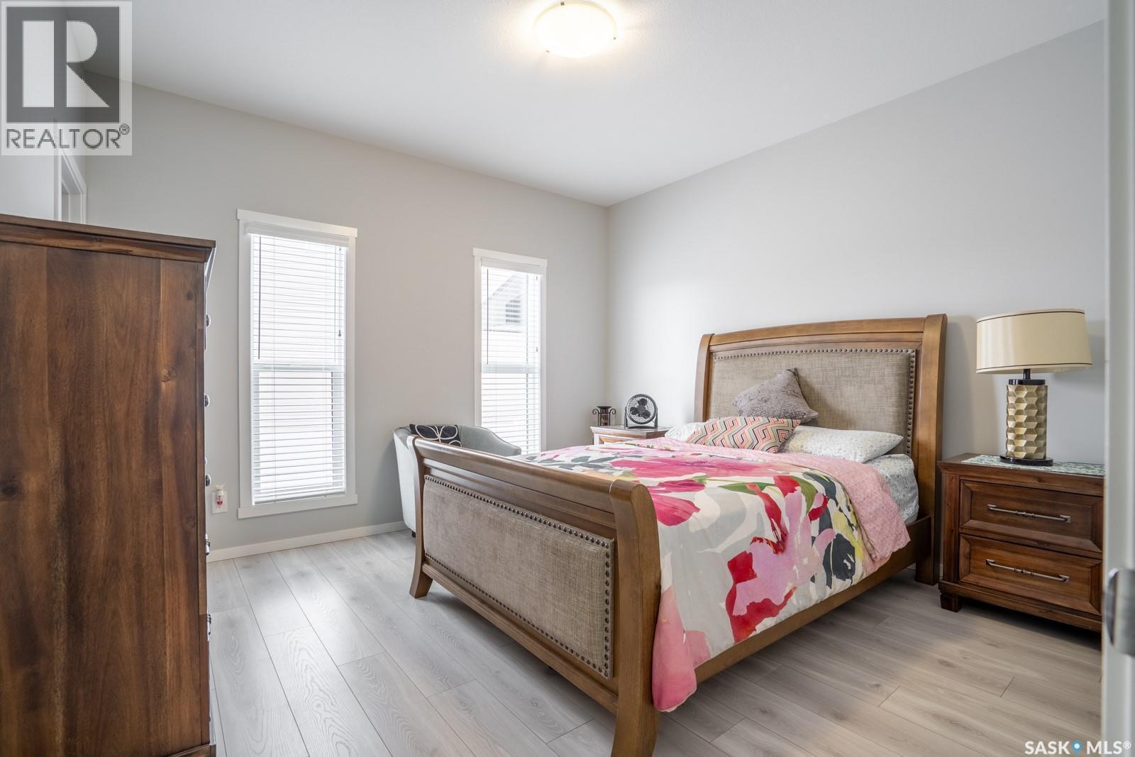 5144 Green Crescent E, Regina, SK - Indoor Photo Showing Bedroom