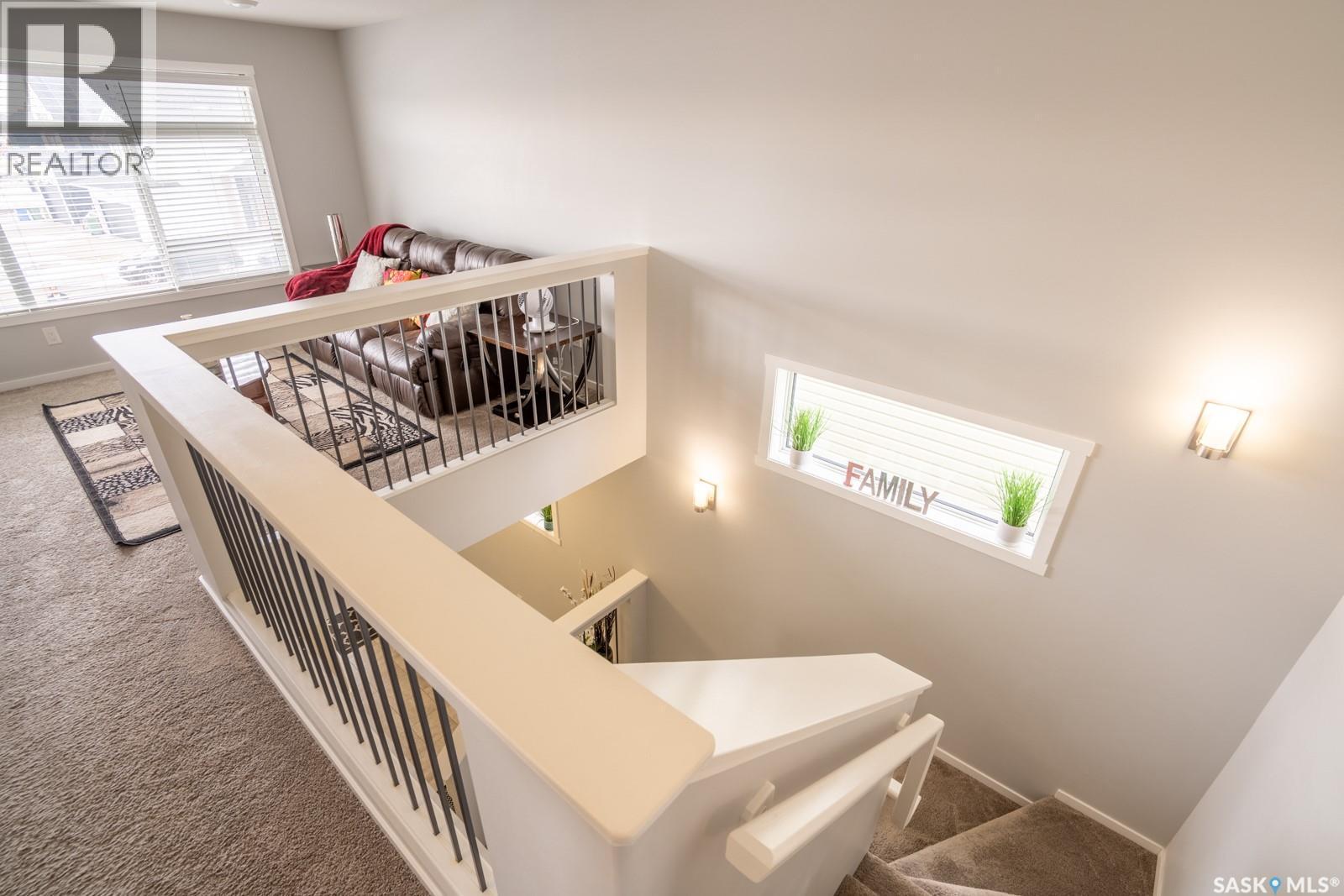 5144 Green Crescent E, Regina, SK - Indoor Photo Showing Other Room