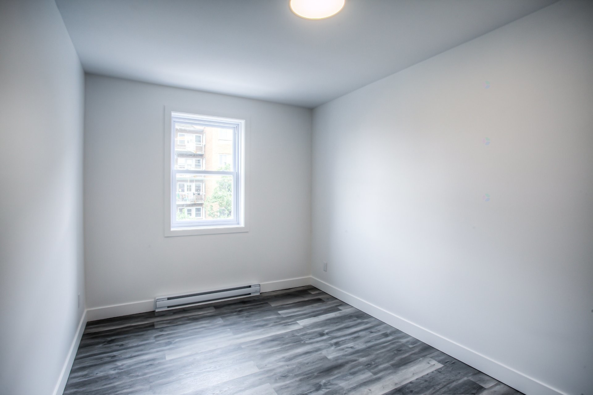 Chambre à coucher - 9-4570 Av. Walkley, Montréal (Côte-Des-Neiges/Notre-Dame-De-Grâce), QC - Indoor Photo Showing Other Room