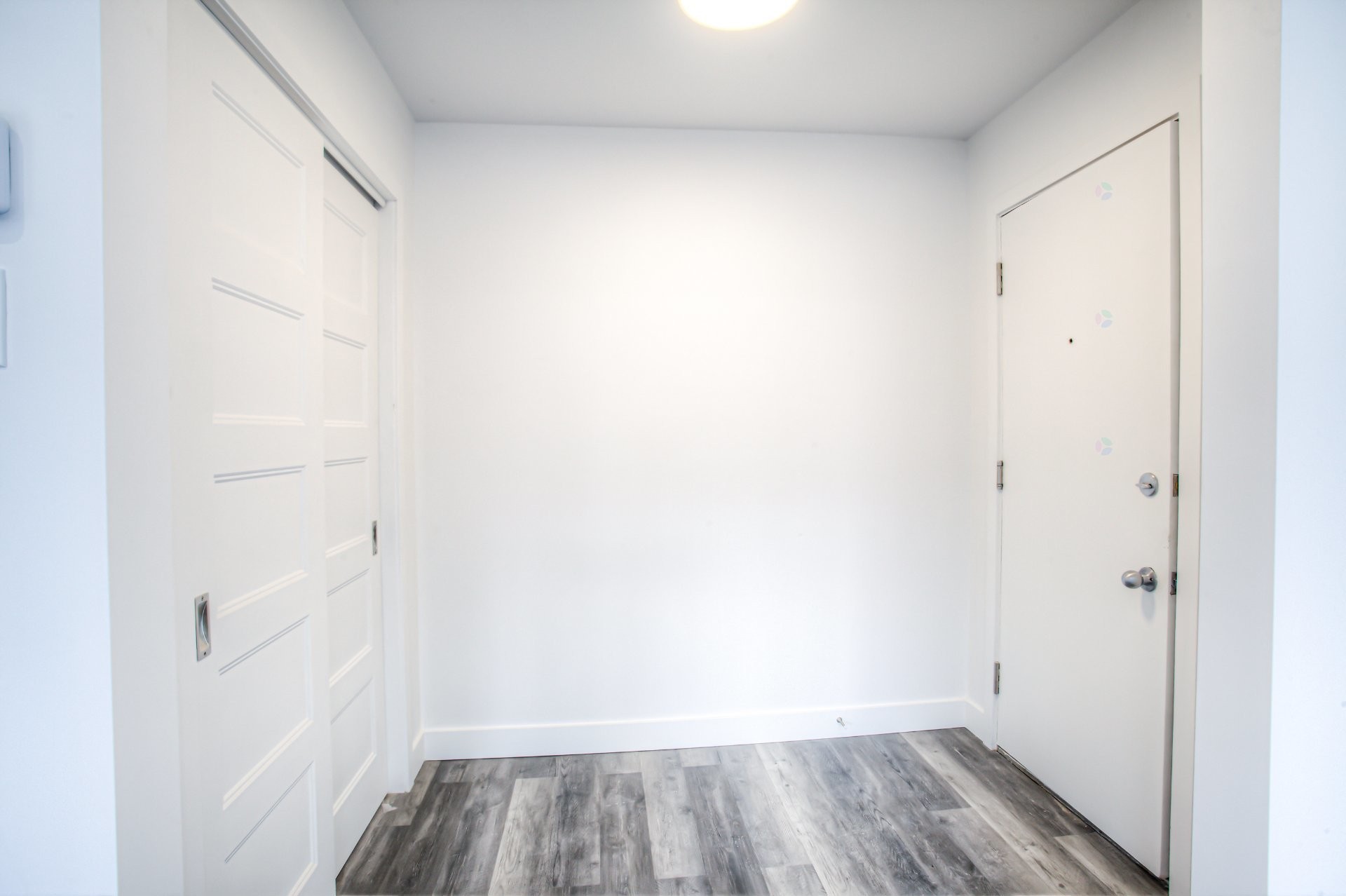 Hall d'entrée/Vestibule - 9-4570 Av. Walkley, Montréal (Côte-Des-Neiges/Notre-Dame-De-Grâce), QC - Indoor Photo Showing Other Room