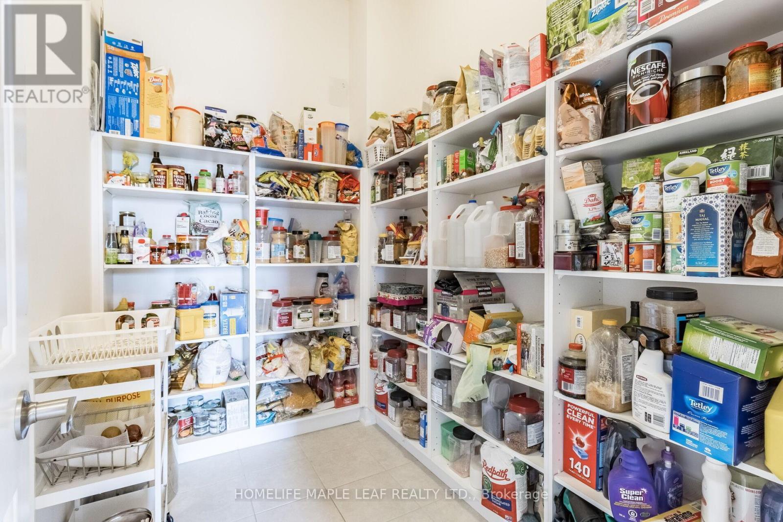 44 Herringbone Crescent, Brampton, ON - Indoor With Storage