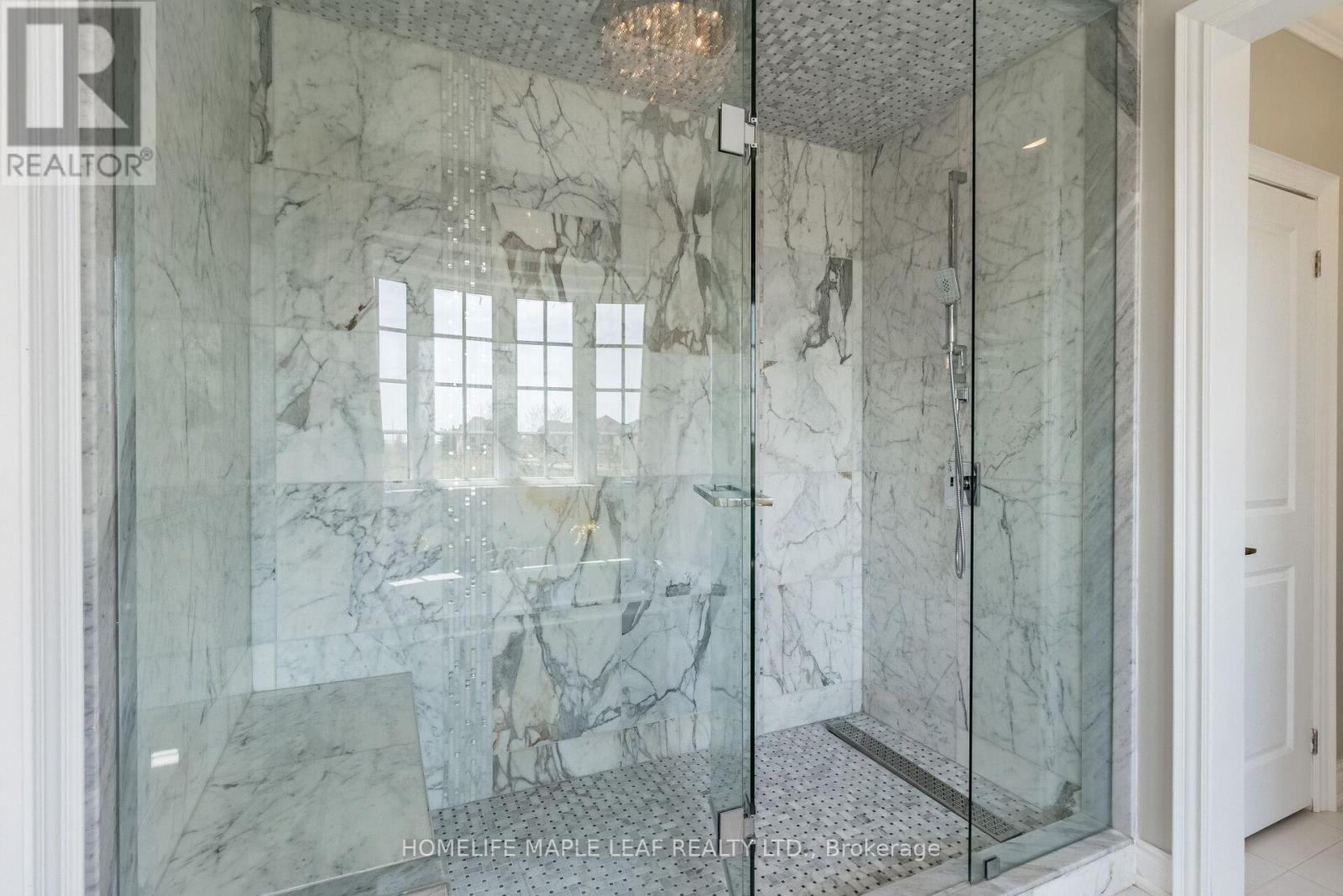44 Herringbone Crescent, Brampton, ON - Indoor Photo Showing Bathroom