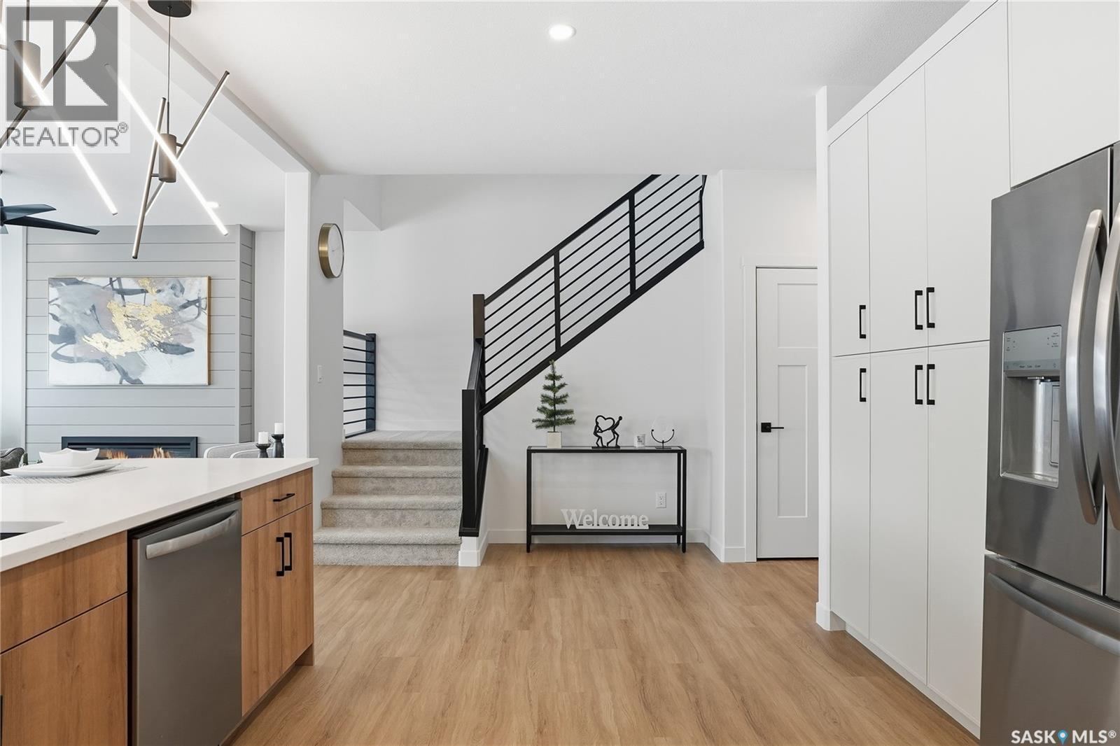 150 Haverstock Crescent, Saskatoon, SK - Indoor Photo Showing Kitchen