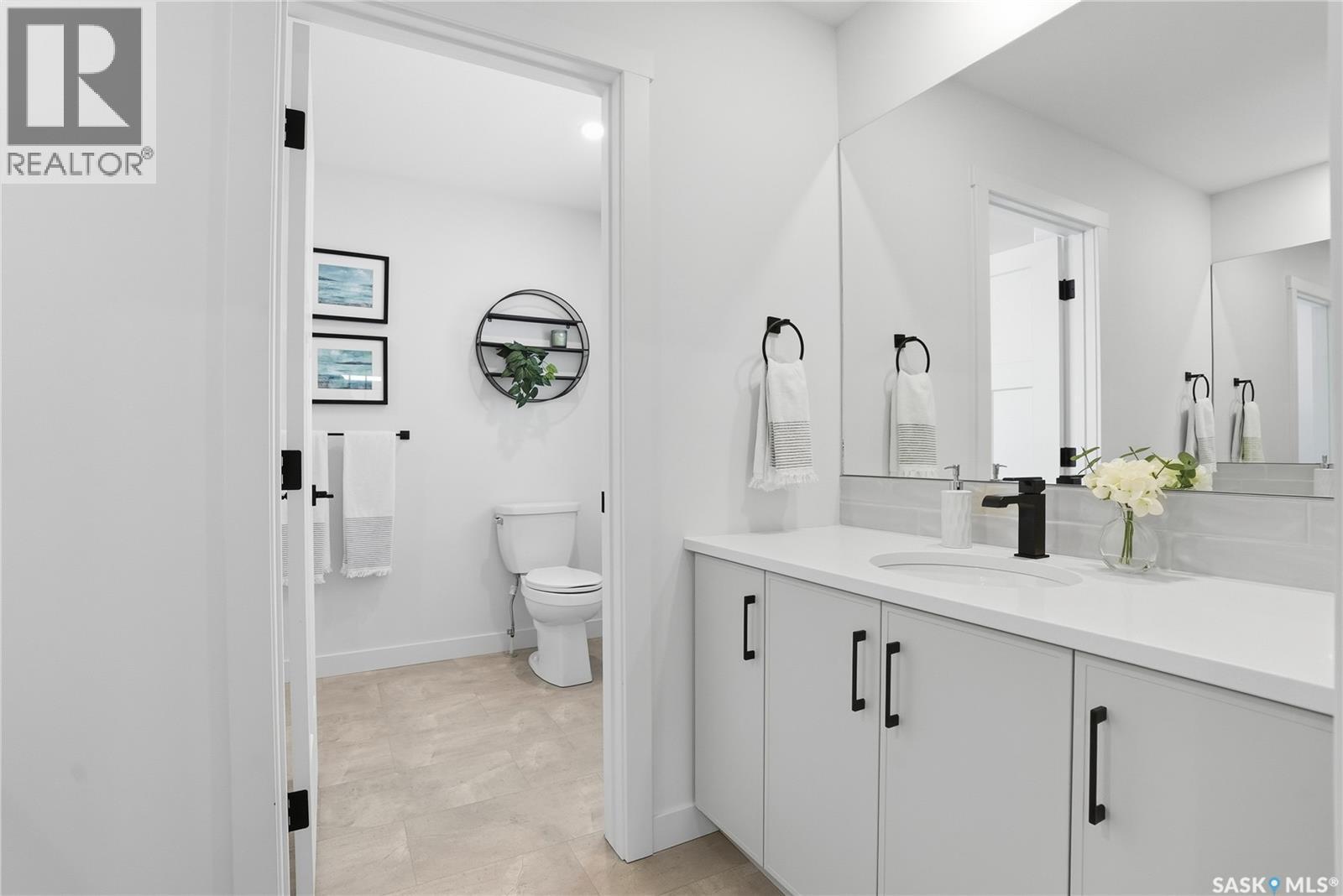 150 Haverstock Crescent, Saskatoon, SK - Indoor Photo Showing Bathroom