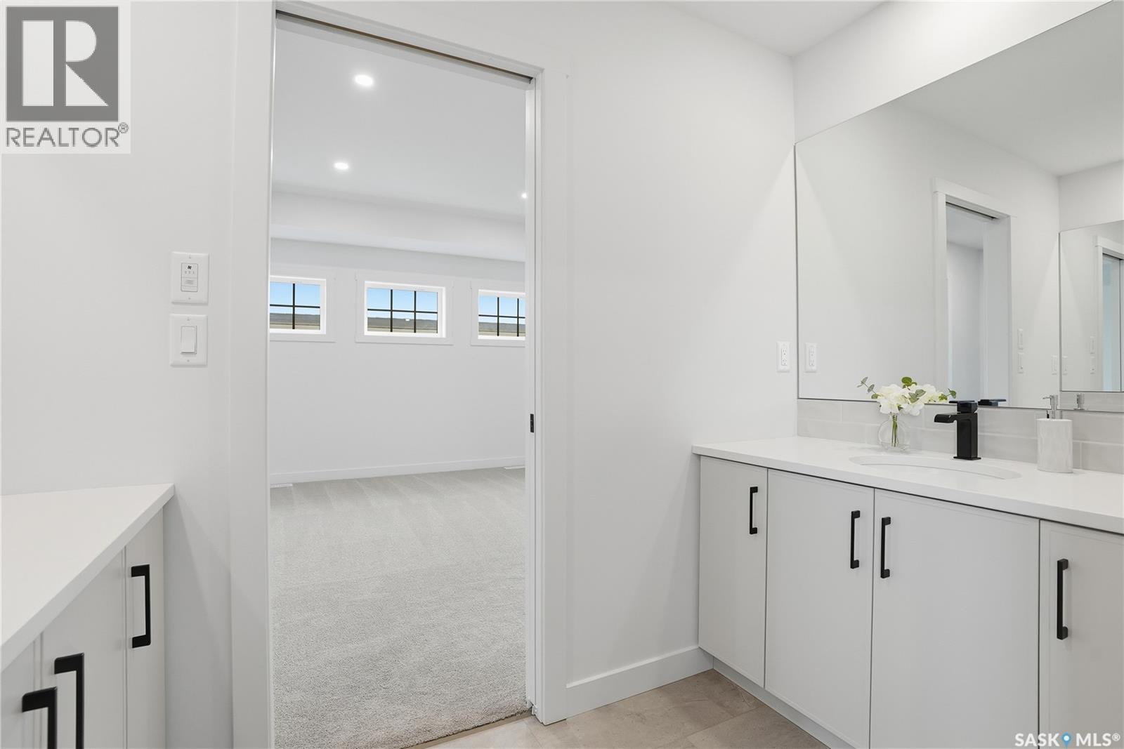 150 Haverstock Crescent, Saskatoon, SK - Indoor Photo Showing Bathroom