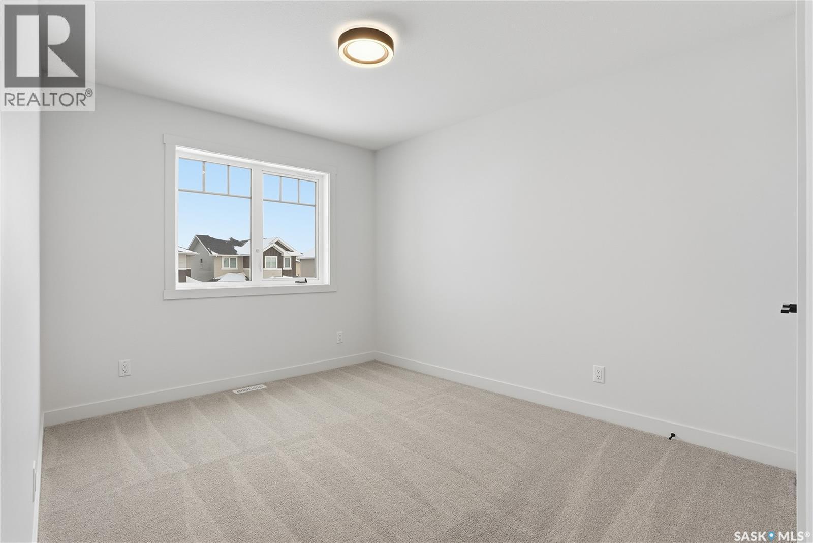 150 Haverstock Crescent, Saskatoon, SK - Indoor Photo Showing Other Room